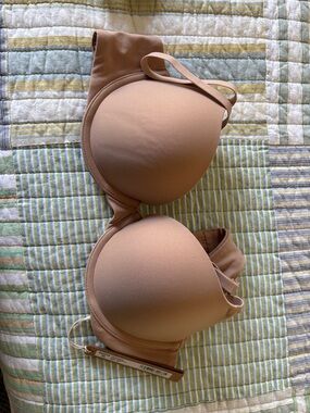 SKIMS Nude Push-Up T-Shirt Bra